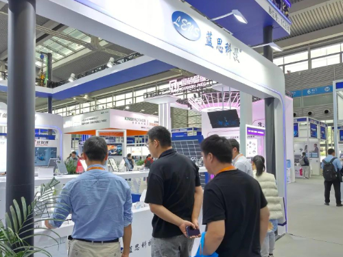 藍思科技が第12回中国電子情報博覧会に出展し、イノベーション賞を受賞